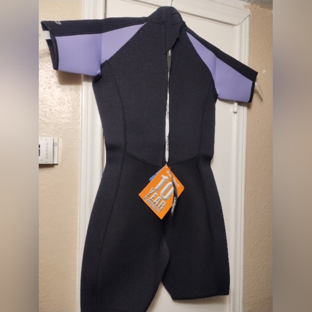 NeoSport Black and Purple Wet Suit 3mm - Picture 4 of 10